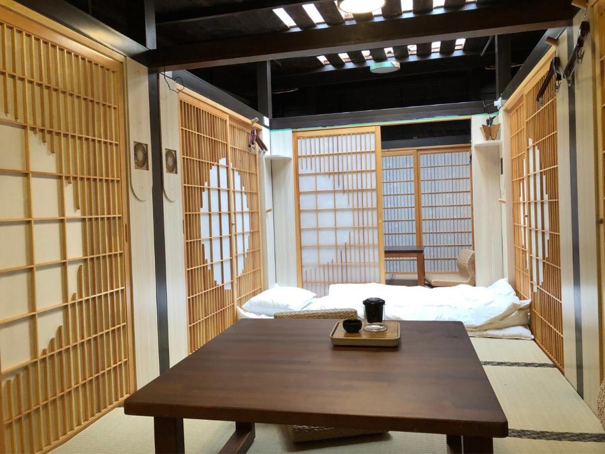 台甕茶室青年旅館 Tai-Wong Tatami Room Hostel Tchaj-nan Exteriér fotografie