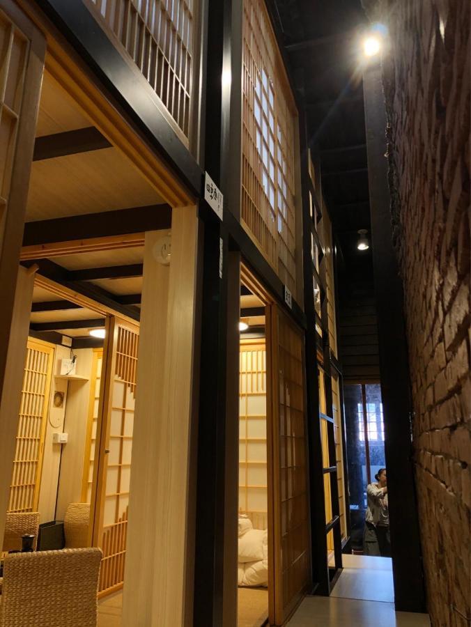 台甕茶室青年旅館 Tai-Wong Tatami Room Hostel Tchaj-nan Exteriér fotografie