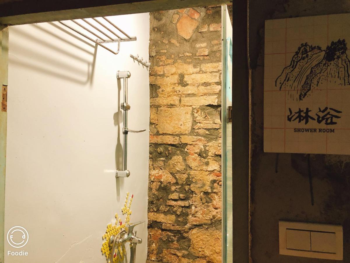 台甕茶室青年旅館 Tai-Wong Tatami Room Hostel Tchaj-nan Exteriér fotografie